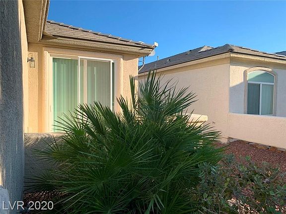 3rd image of 6820 Groningen Ct