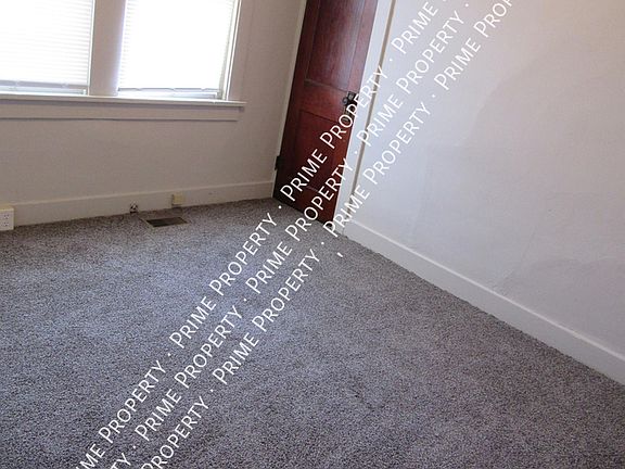 5th image of 132 N Ohio St #1