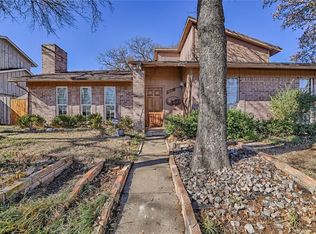 1612 Celeste Ct, Arlington, TX 76012
