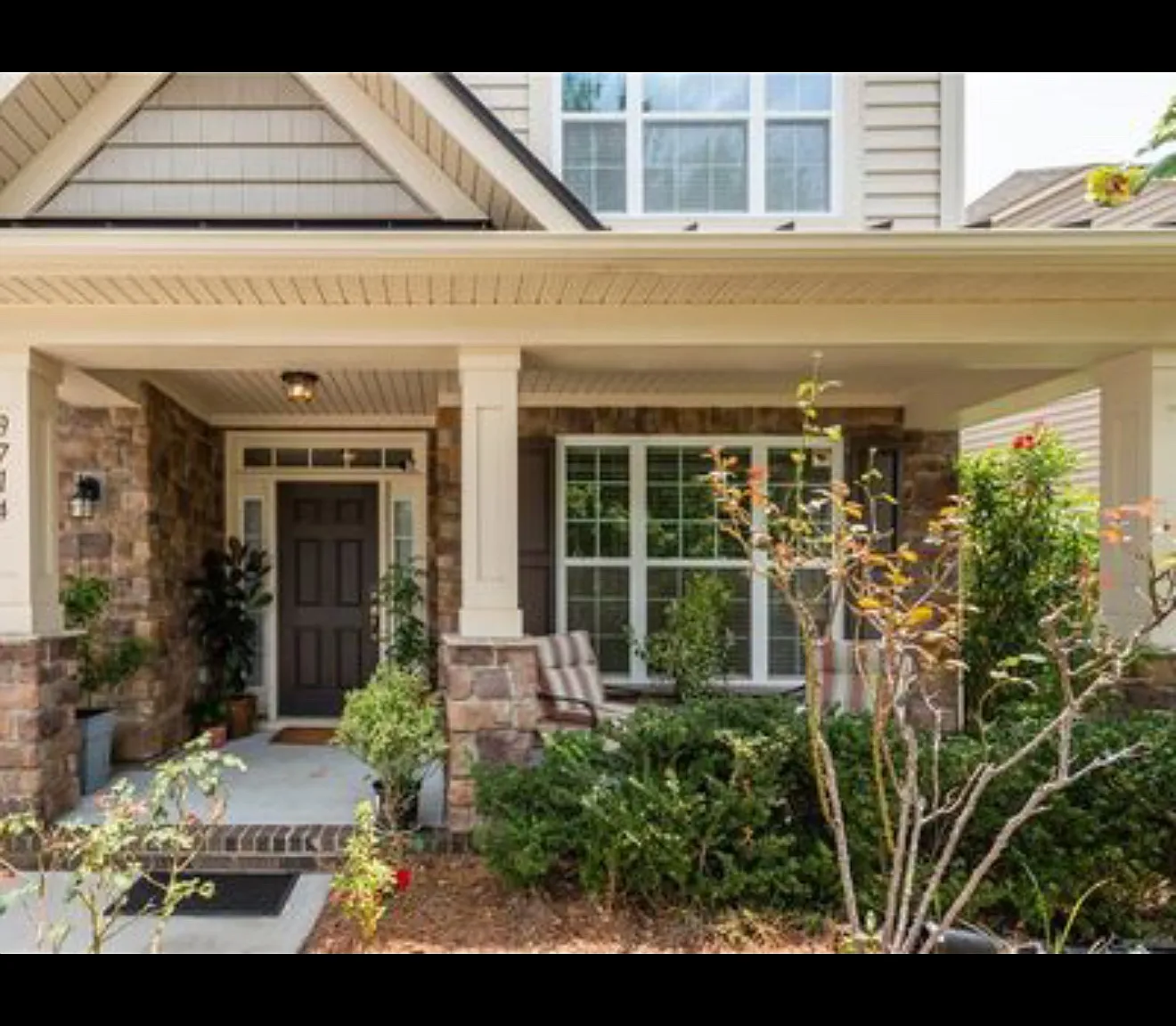 4 bed, 2.5 bath, 2880 sqft, $3,200 — Photo 3