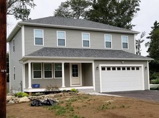 918 Anthony Rd, Portsmouth, RI 02871