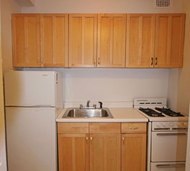 1st image of 252 E 83rd St #4