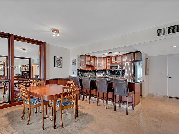 3rd image of 2301 Collins Ave APT 1409