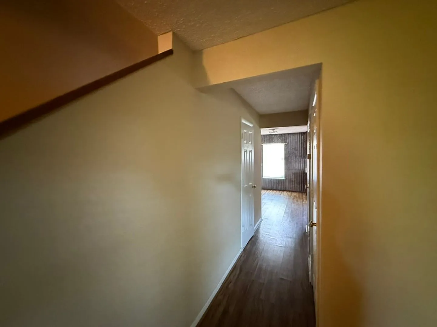 168 E University Dr — Photo 4