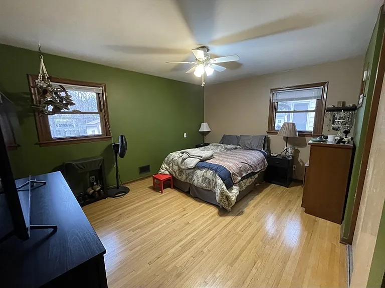 6709 Markwood Dr N — Photo 11