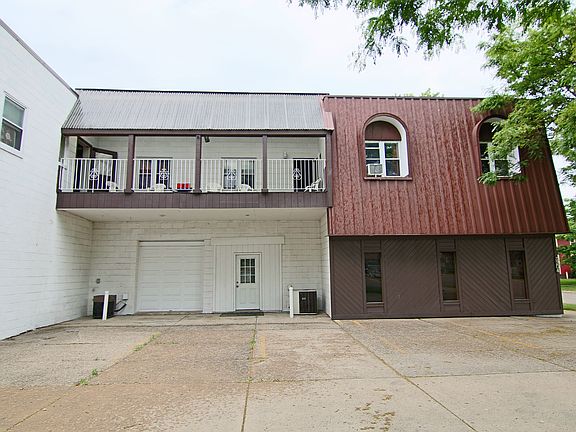 2nd image of 3214 W Jefferson Ave