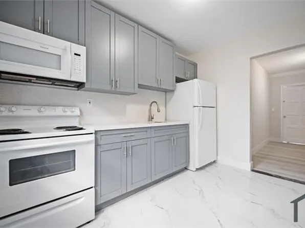 219 NW 10th Ave #4, Miami, FL 33128