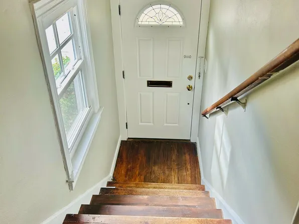 1215 Willow Branch Ave, Jacksonville, FL 32205