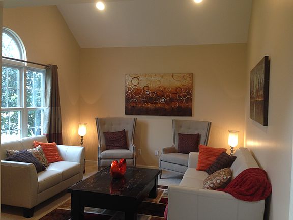 5th image of 2393 Lexington Cir N #24
