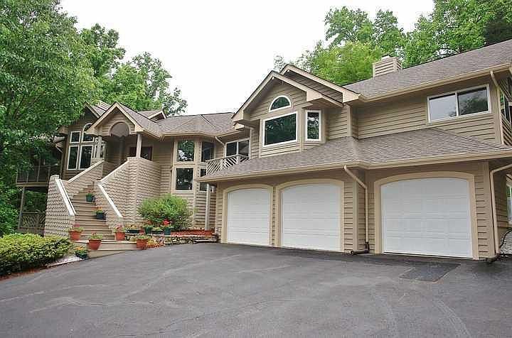 1st image of 6705 Christopher Dr