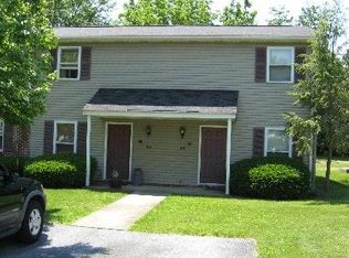 684 S Cedar St, Lititz, PA 17543