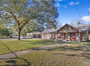 650 Hawkins St, Pensacola, FL 32534