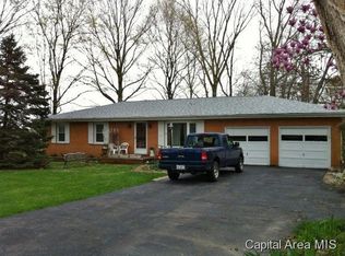 1109 N Koke Mill Rd, Springfield, IL 62711