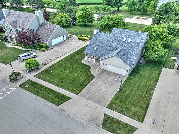 4th image of 759 Christopher Dr