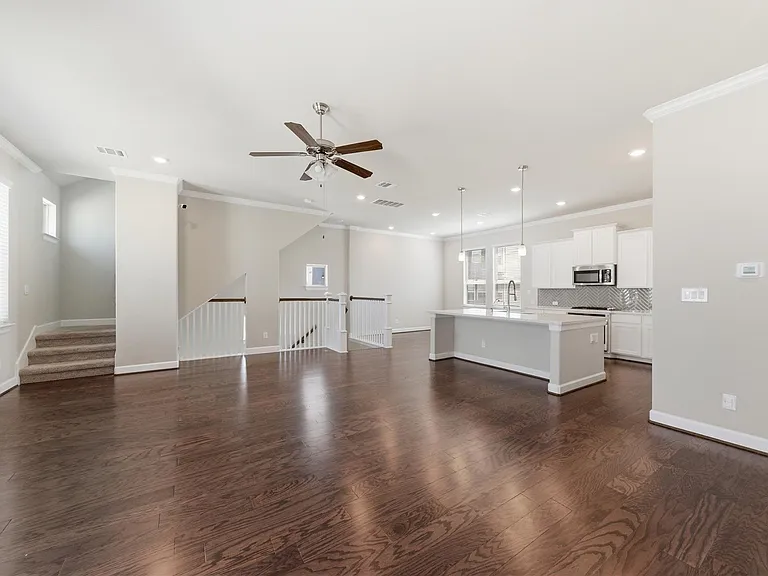 12006 Ridgewood Hill Dr — Photo 10