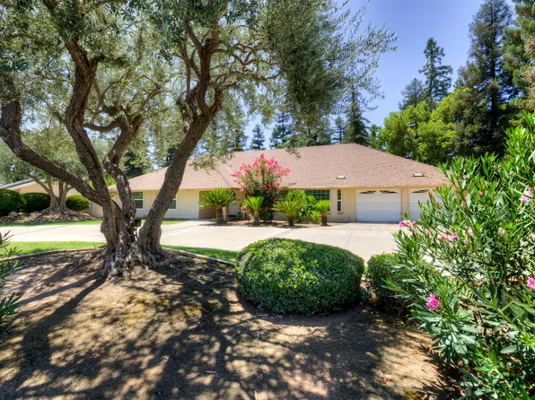5612 Columbia Dr N, Fresno, CA 93727