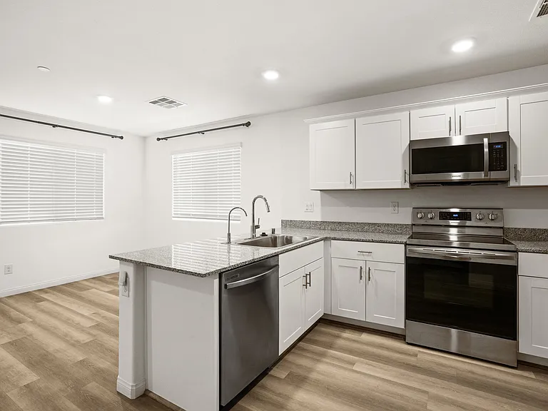 2841 Brilliant Aurora Ln #5 — Photo 9