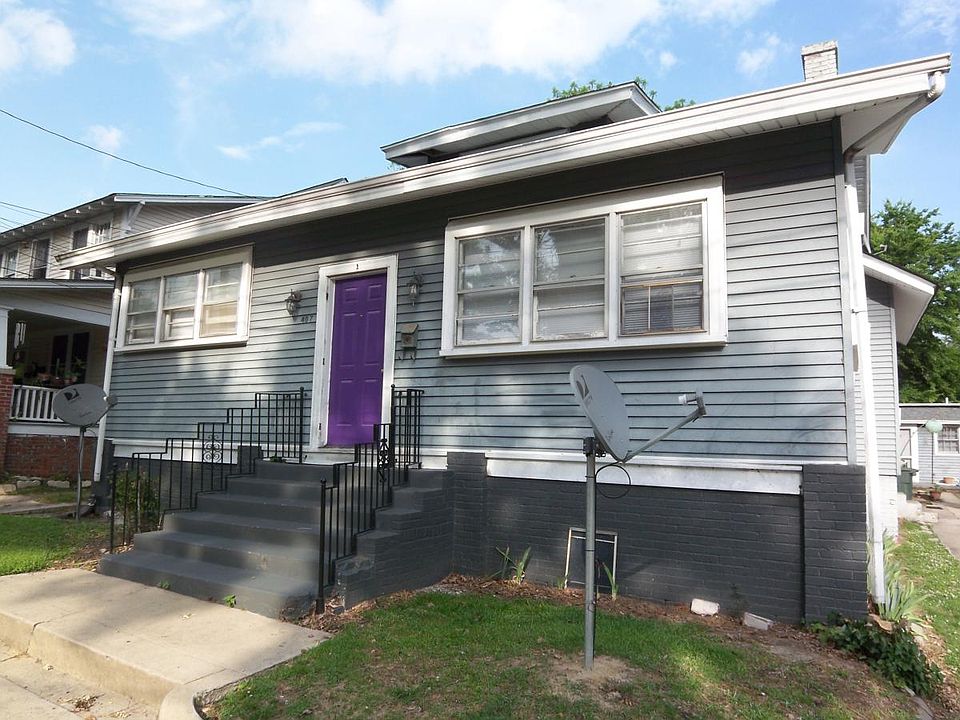 1st image of 407 S Holly St APT B