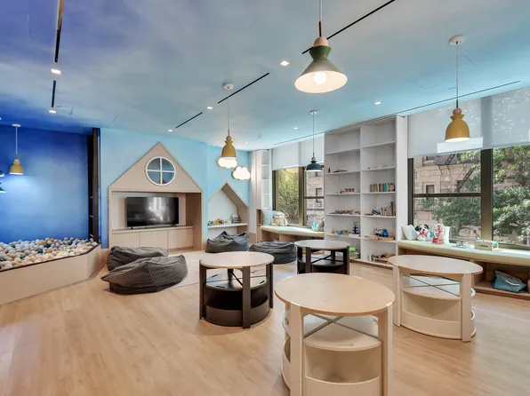 251 West 91st Street image 15 of 16