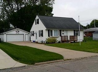 1025 26th St, Marion, IA 52302