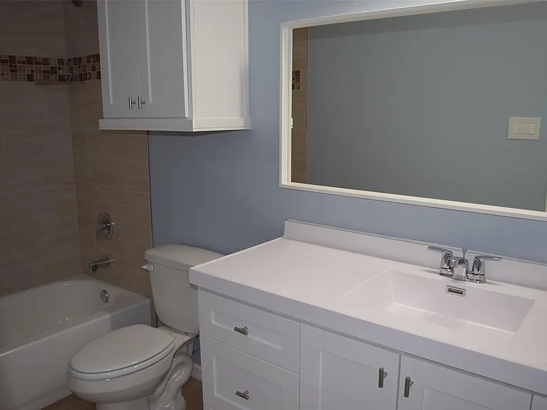 331 Tite St #A — Photo 25
