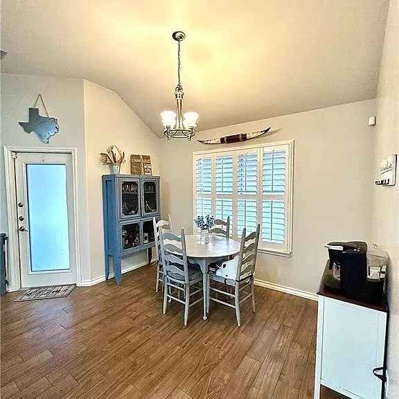 7005 Vineyard Dr — Photo 16