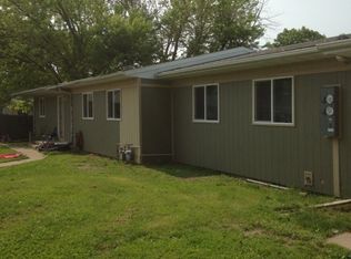 1325 Vandenberg Cir, Sergeant Bluff, IA 51054