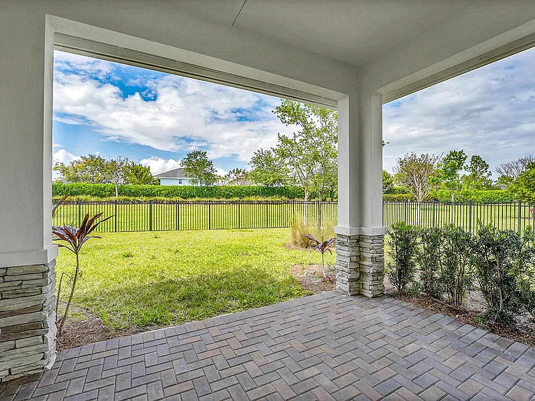 19515 Weathervane Way — Photo 6