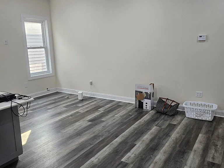 7 Lake St #2 — Photo 4