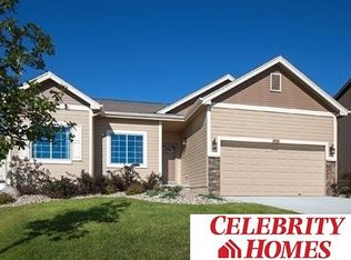 8605 S 69th St, Papillion, NE 68157