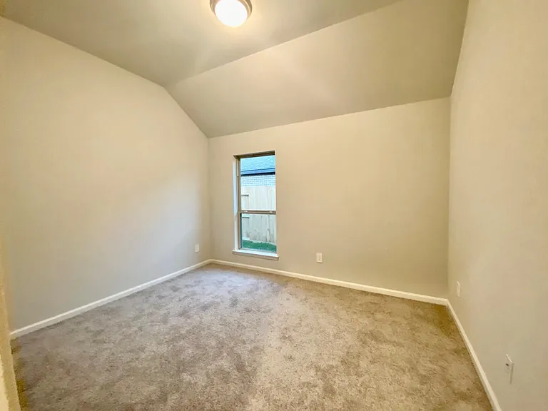 9411 Trestle Creek Ct — Photo 14