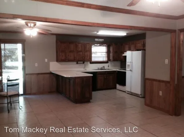 1984 Fern St, Denham Springs, LA 70726