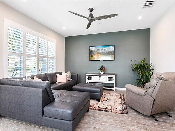 3rd image of 10027 Randal Walk St