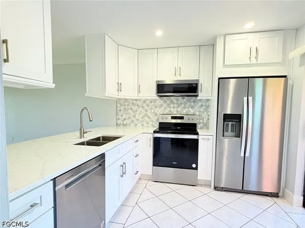 16350 Bay Pointe Blvd #102, North Fort Myers, FL 33917