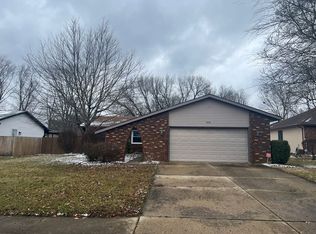 4124 Pickfair Rd, Springfield, IL 62703