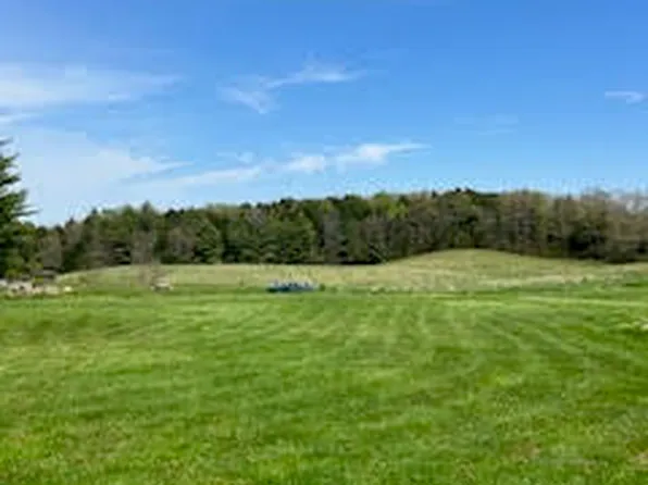 25,28,29 Wildlife Drive, Gorham, ME 04038