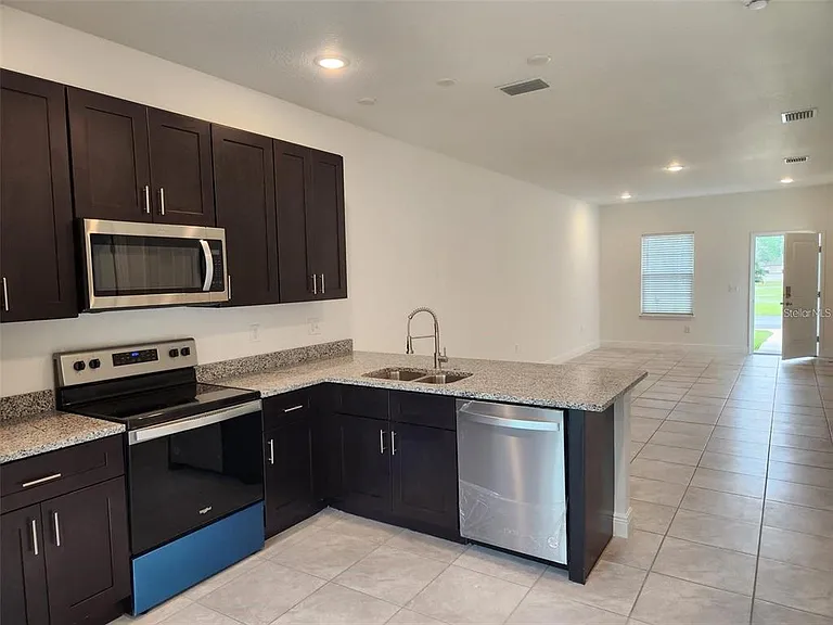 16170 SW 33rd Avenue Rd — Photo 8