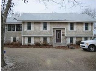 37 Vineyard Meadow Fms Rd, West Tisbury, MA 02575