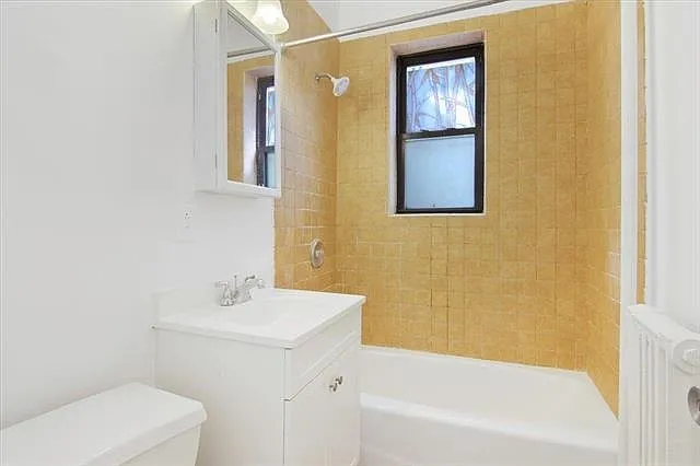 435 79th St #7 — Photo 13