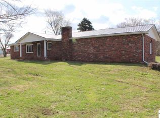 44 Livingston Cemetery Rd, Fredonia, KY 42411