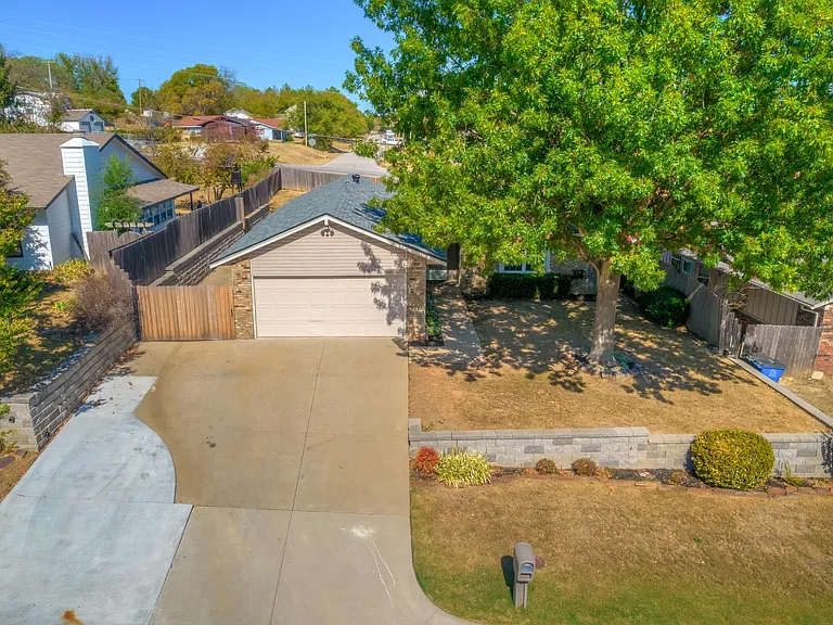 2909 W 61st Pl S — Photo 7