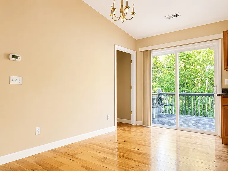 205 Royal Pines Dr — Photo 15