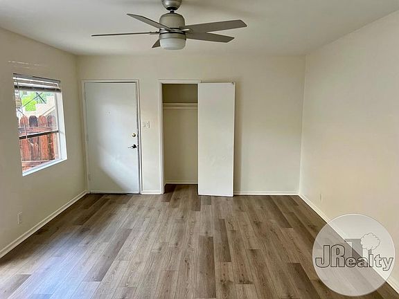 3rd image of 3712 Redondo Beach Blvd #B