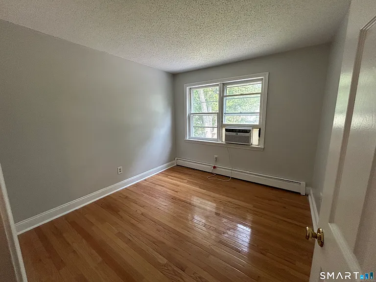14 Normandy Dr — Photo 9