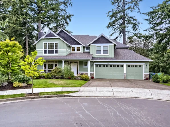 11961 SE Hunter Dr, Happy Valley, OR 97086
