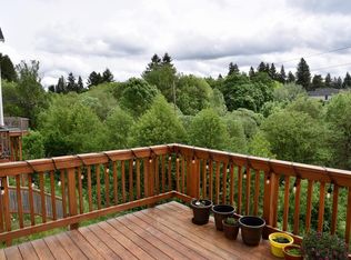 6544 NE Rainsong Ln, Hillsboro, OR 97124