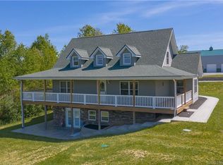 7413 Henryville Otisco Rd, Henryville, IN 47126