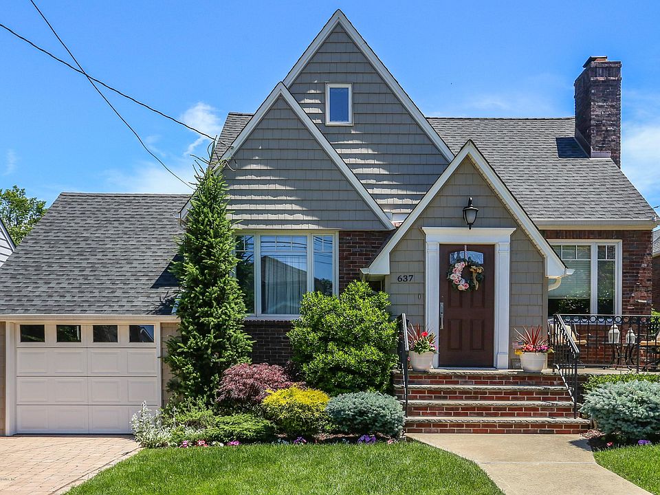 1st image of 637 Pelton Ave