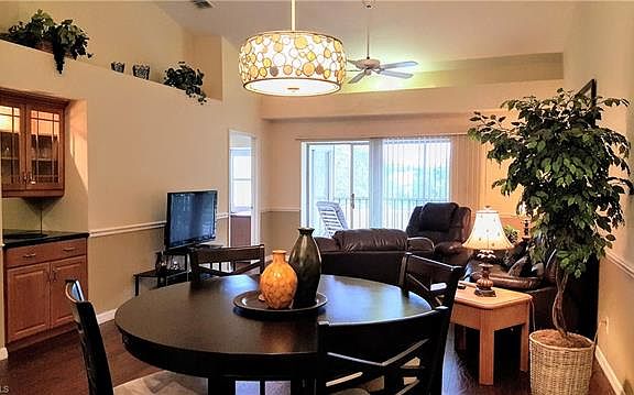 5th image of 14281 Hickory Links Ct APT 1423