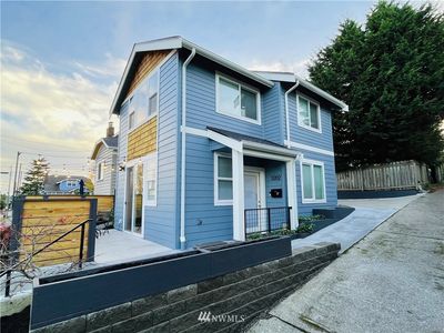 3202 NW 70th St #2, Seattle, WA, 98117